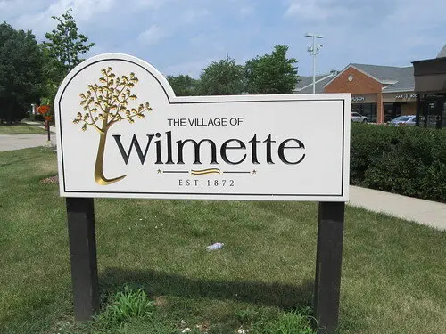 Premier Carpet Service van in Wilmette, IL